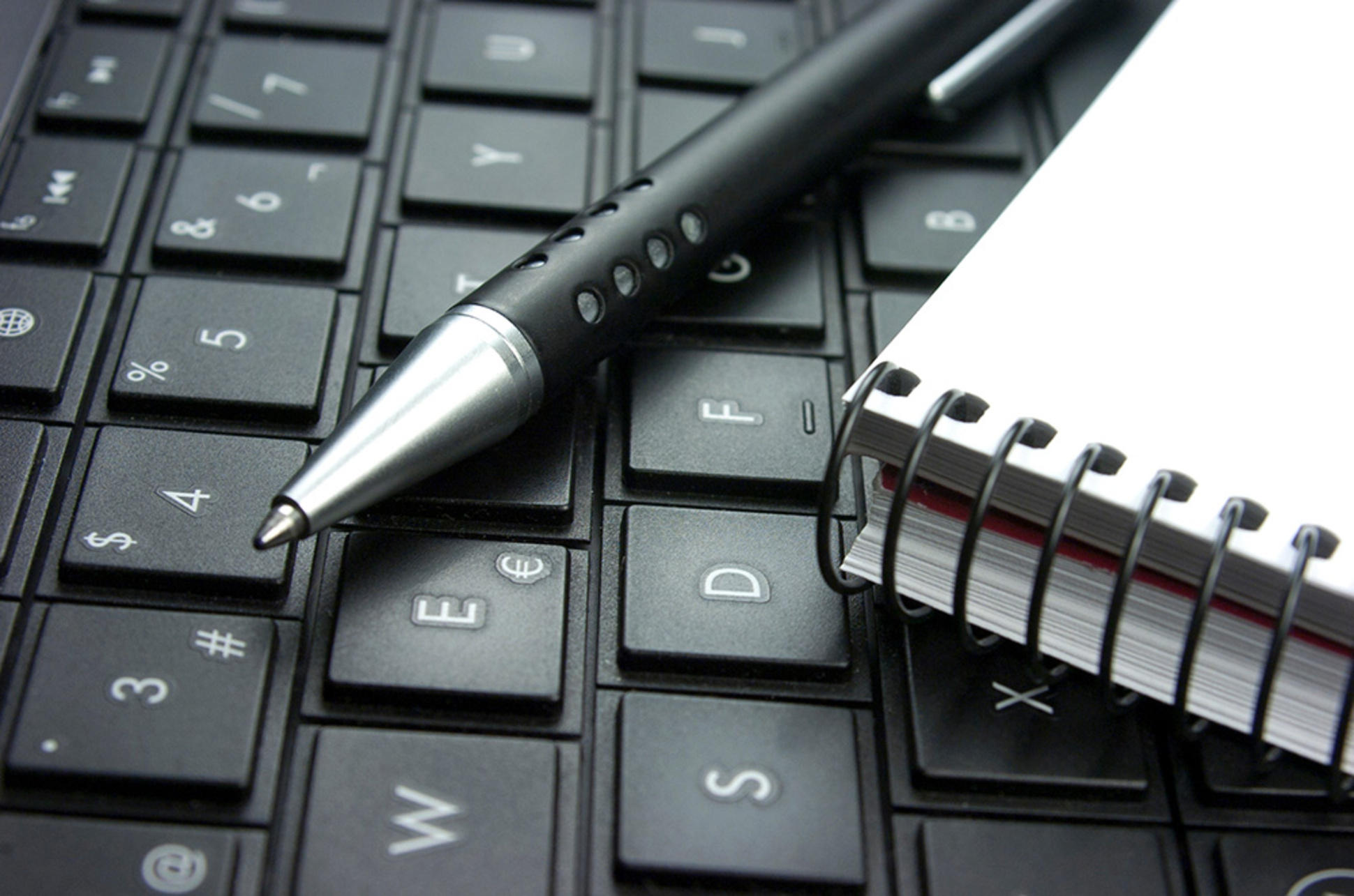 Kontakt&shy;formular bei Muster Elektro in Musterstadt